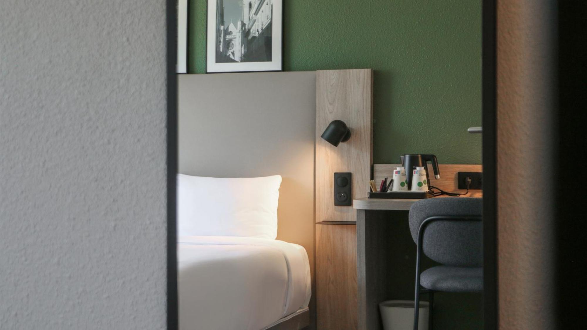 Hotel Campanile Nature - Aix En Provence 3*