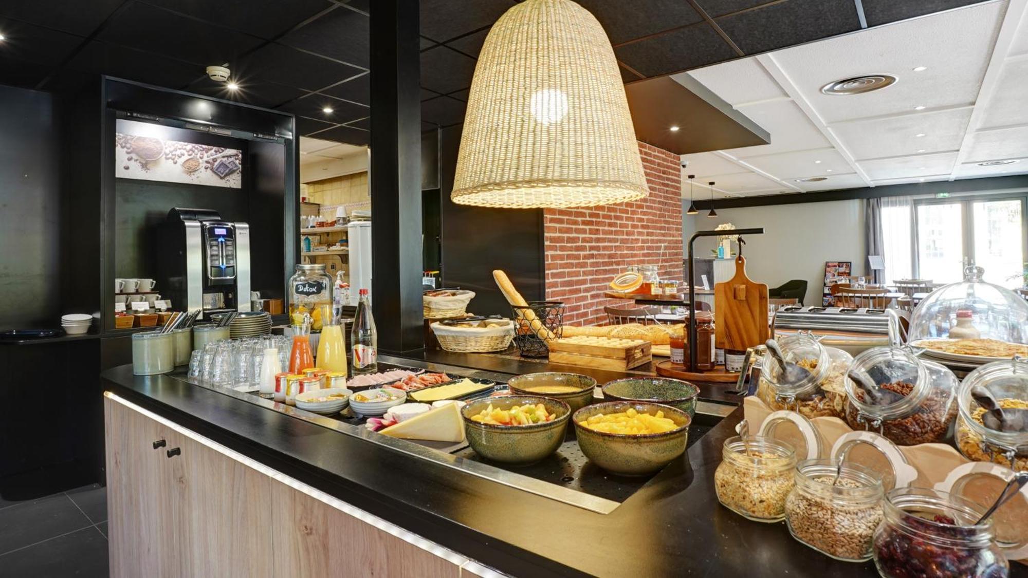 Campanile Nature - Aix En Provence 3*