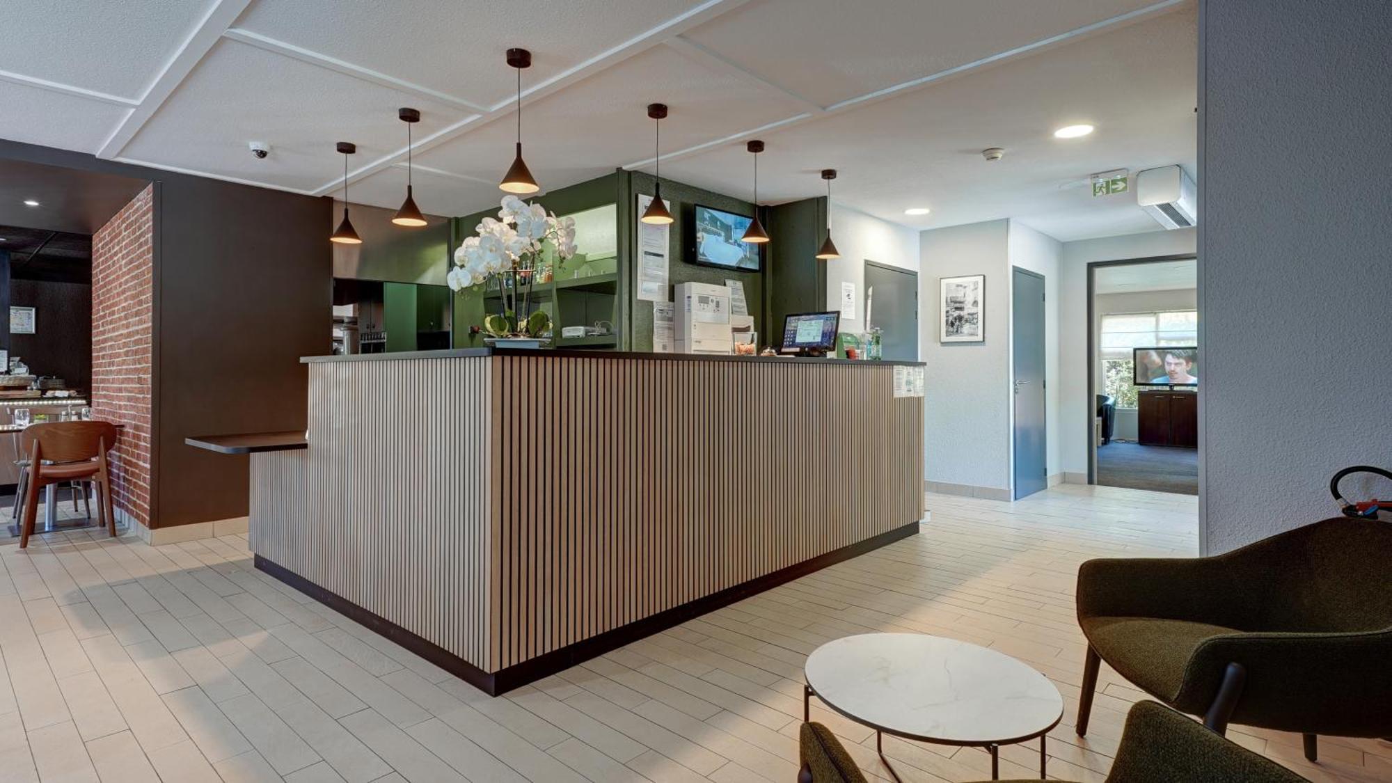 Campanile Nature - Aix En Provence 3* Meyreuil