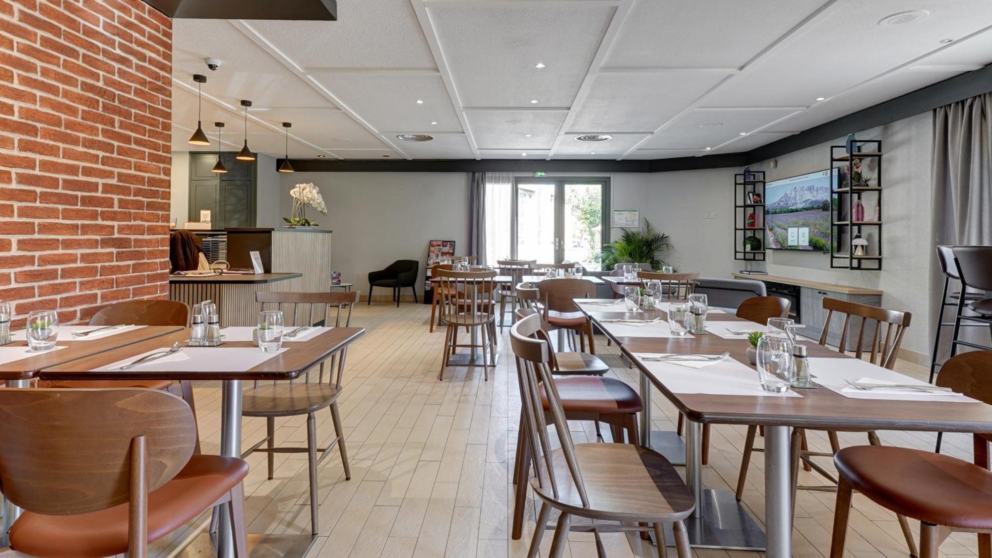 Campanile Nature - Aix En Provence Hotel 3*